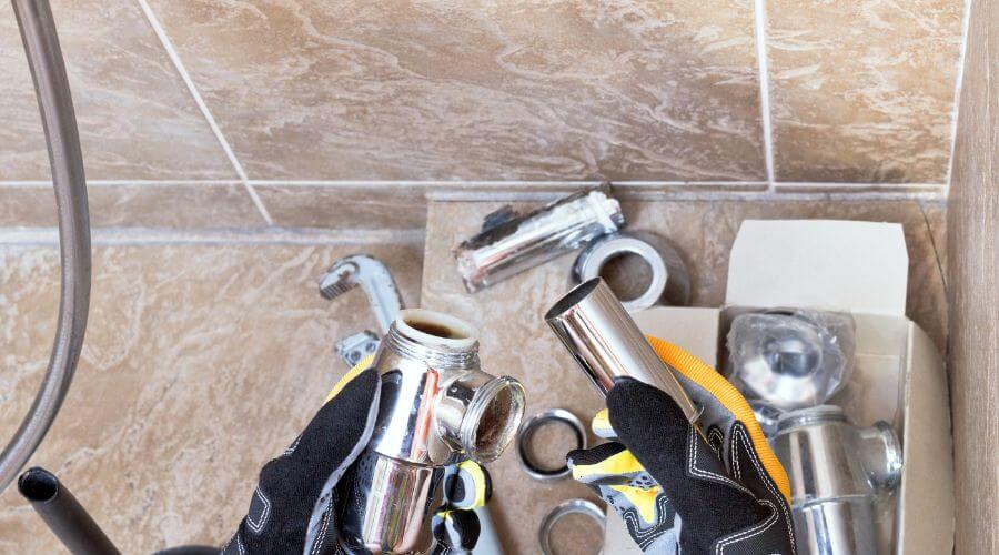 Professional gutter cleaning in Munday, TX